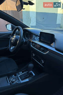 Седан Mazda 6 2015 в 