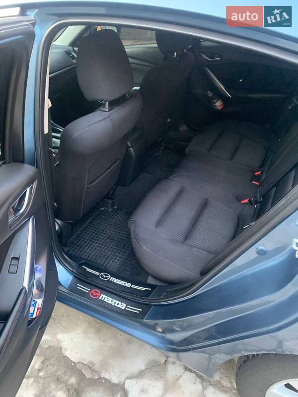 Седан Mazda 6 2013 в Днепре