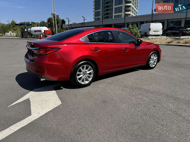 Седан Mazda 6 2015 в Днепре