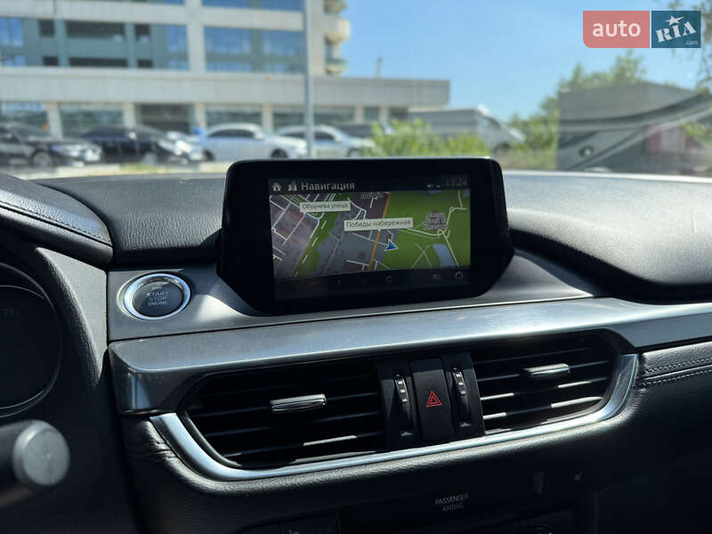 Седан Mazda 6 2015 в Днепре