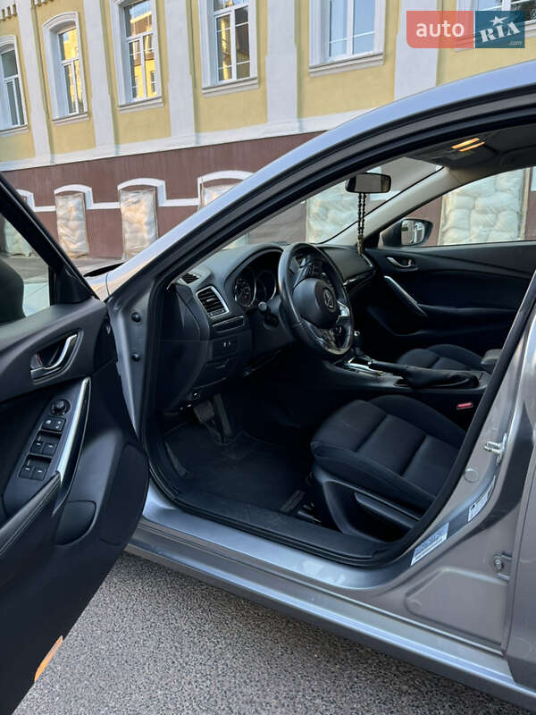 Седан Mazda 6 2014 в Чернигове