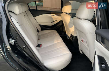Седан Mazda 6 2018 в 