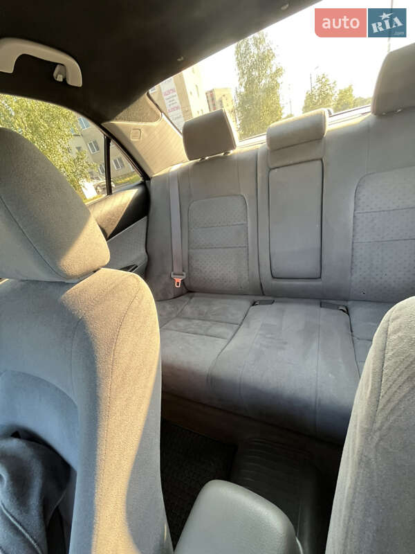 Седан Mazda 6 2004 в Шептицькому