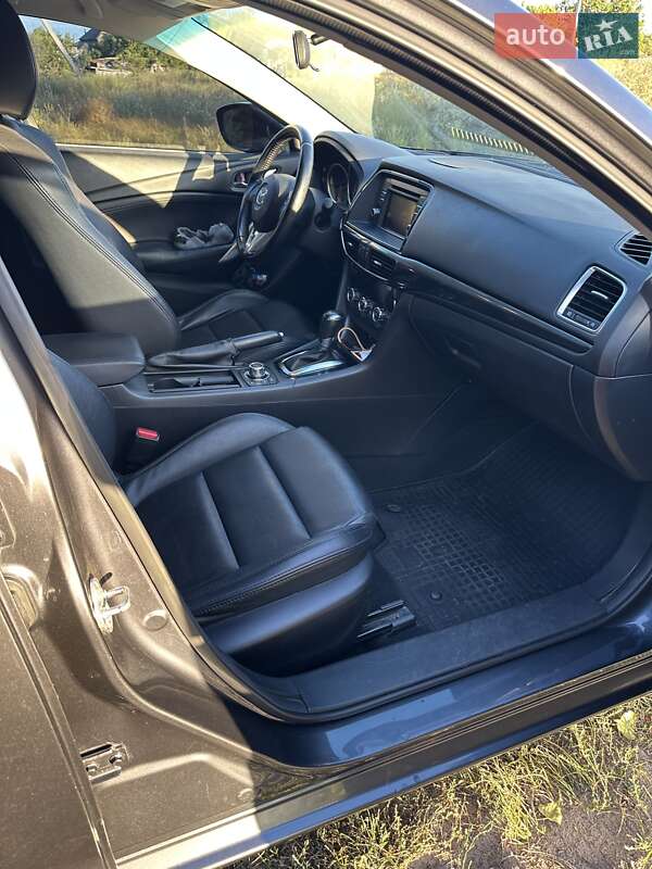 Седан Mazda 6 2014 в Кременчуге