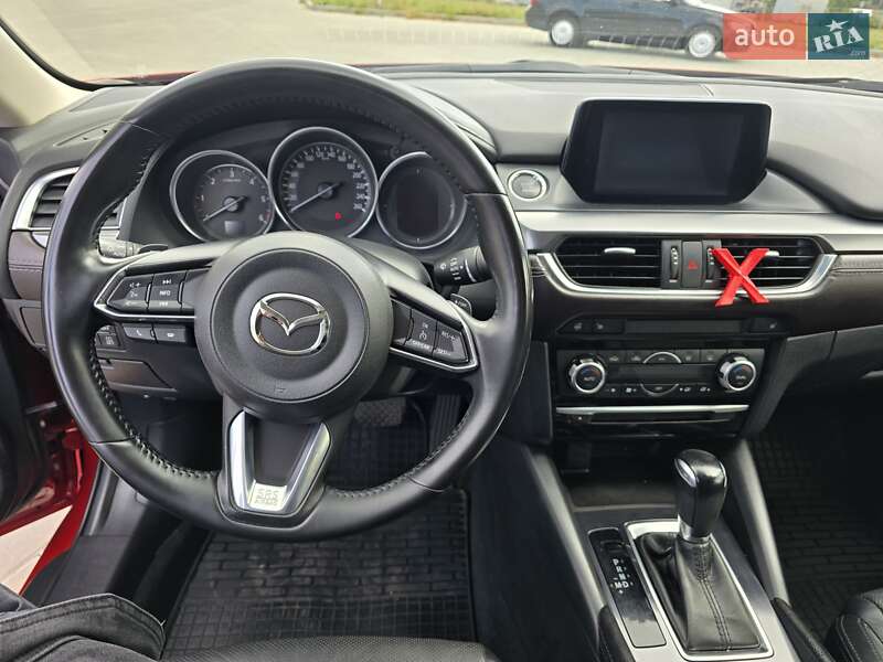 Седан Mazda 6 2017 в Черкассах