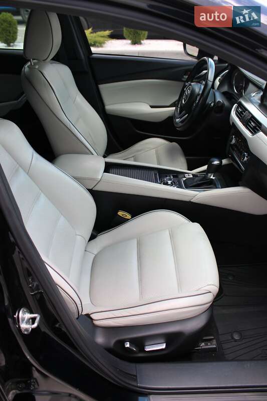 Седан Mazda 6 2016 в Черкассах