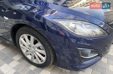 Седан Mazda 6 2011 в 