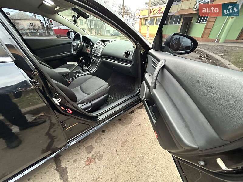 Седан Mazda 6 2009 в Николаеве