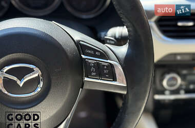 Седан Mazda 6 2015 в 