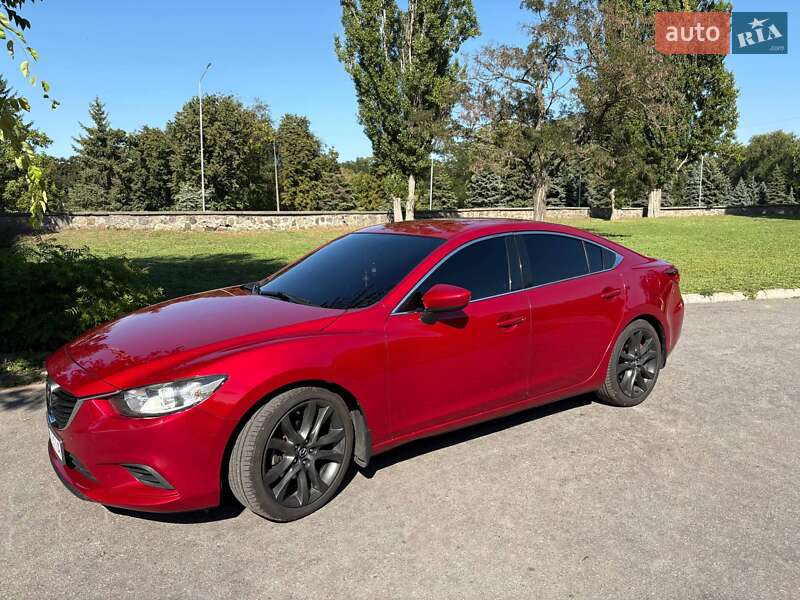 Седан Mazda 6 2015 в Кременчуге
