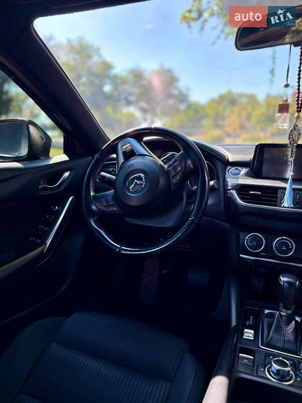 Седан Mazda 6 2015 в Кременчуге