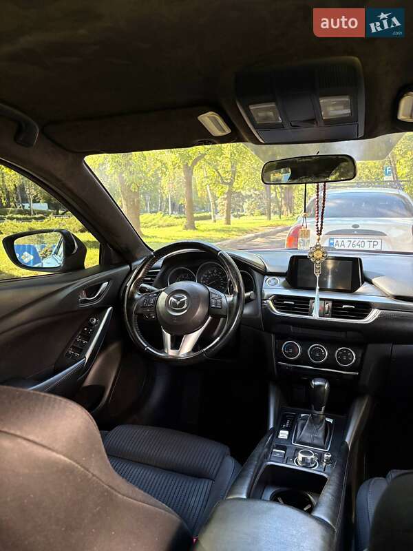 Седан Mazda 6 2015 в Кременчуге