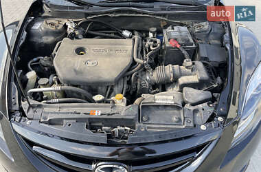 Седан Mazda 6 2012 в 