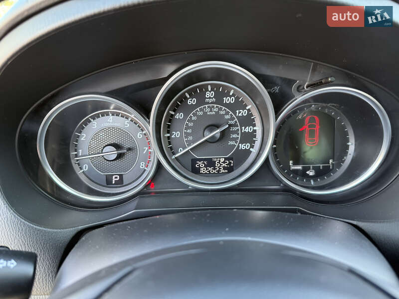 Седан Mazda 6 2013 в Днепре