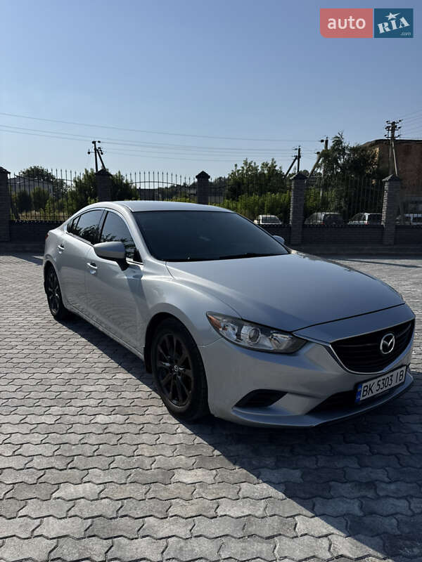 Седан Mazda 6 2016 в 