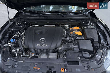 Седан Mazda 6 2014 в 