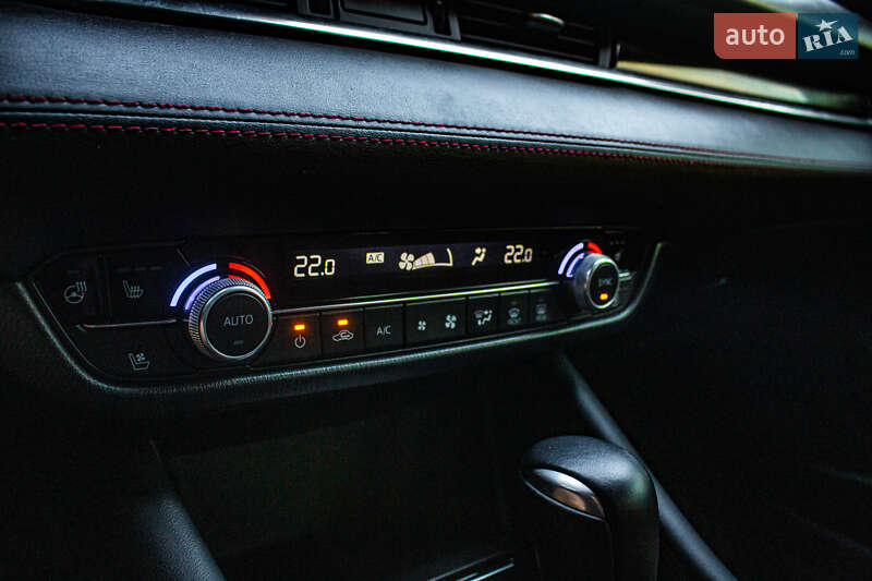 Седан Mazda 6 2020 в Киеве