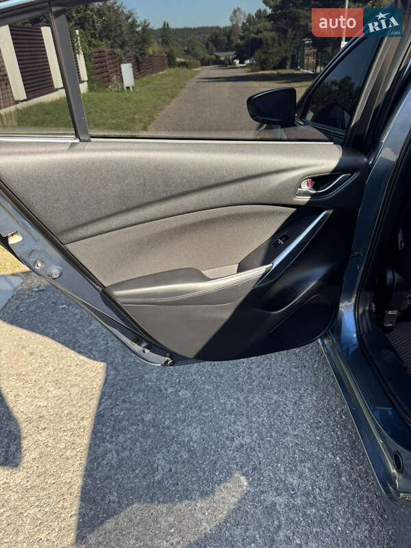 Седан Mazda 6 2014 в Киеве