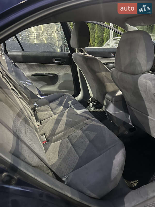 Седан Mazda 6 2003 в Коростене