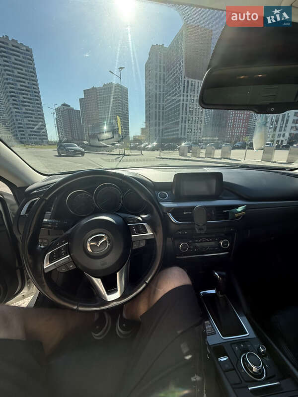 Седан Mazda 6 2015 в Киеве
