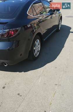 Лифтбек Mazda 6 2010 в 