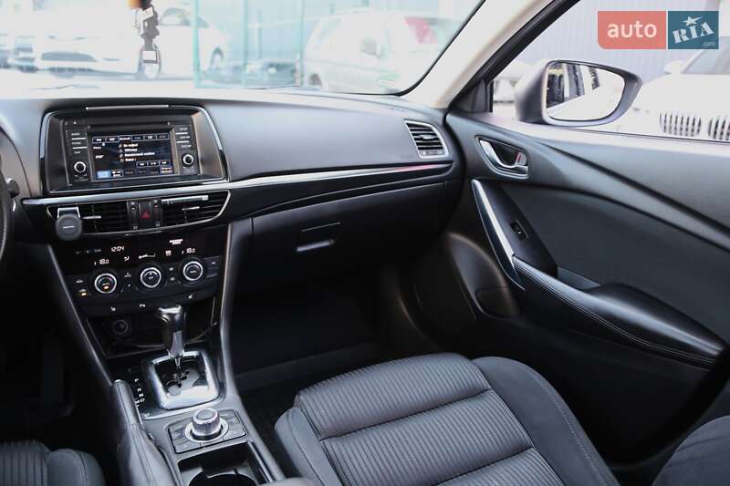 Универсал Mazda 6 2012 в Киеве