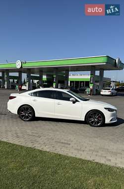 Седан Mazda 6 2015 в 