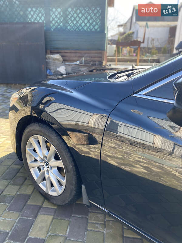 Седан Mazda 6 2017 в Каневе