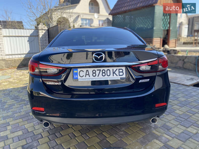 Седан Mazda 6 2017 в Каневе