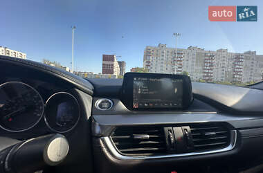Седан Mazda 6 2015 в 