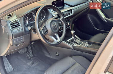 Седан Mazda 6 2017 в 