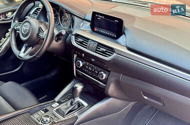 Седан Mazda 6 2017 в 