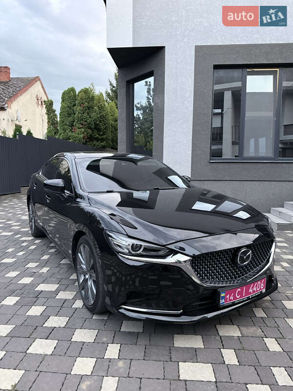 Седан Mazda 6 2018 в 