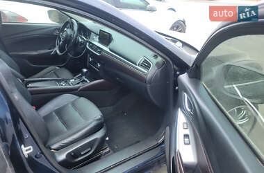 Седан Mazda 6 2016 в 
