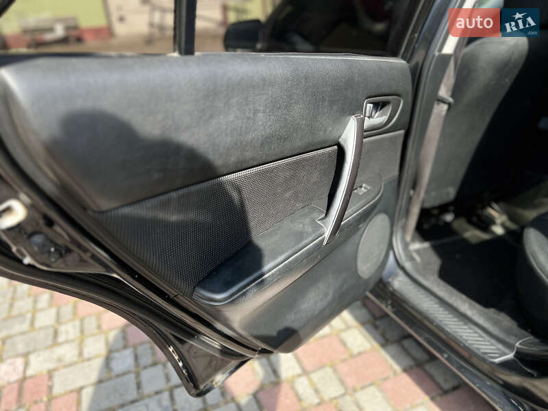 Седан Mazda 6 2006 в Мостиске