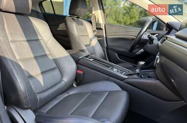 Седан Mazda 6 2016 в 