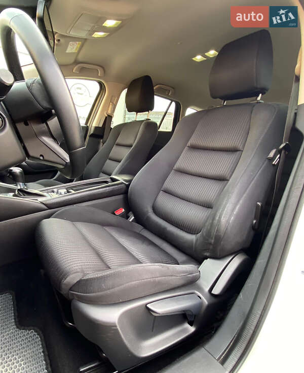 Универсал Mazda 6 2016 в Ровно
