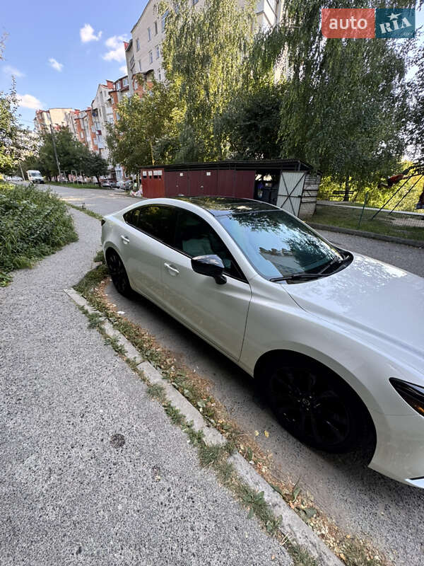 Седан Mazda 6 2016 в Тернополе