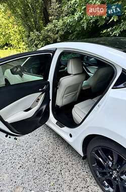 Седан Mazda 6 2016 в Тернополе