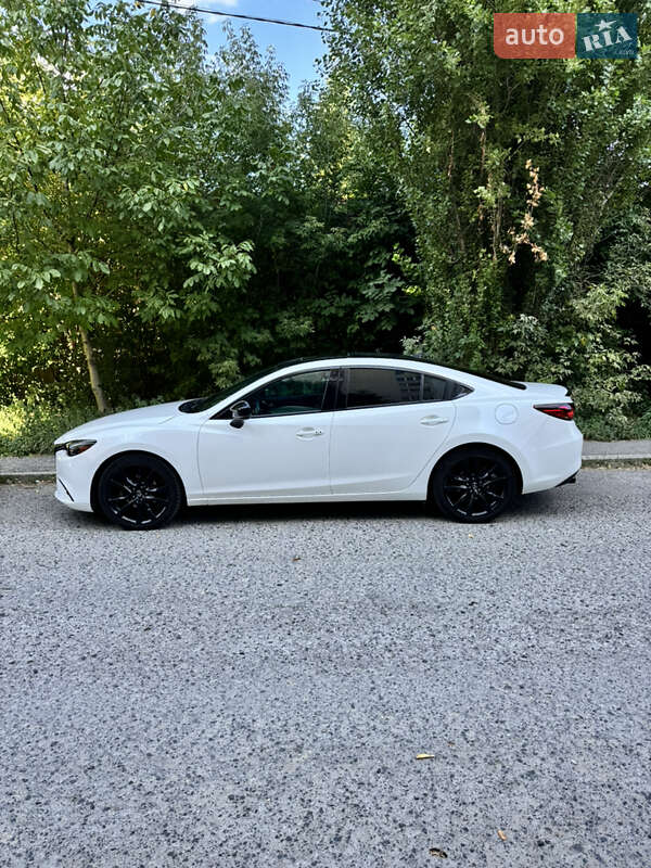 Седан Mazda 6 2016 в Тернополе