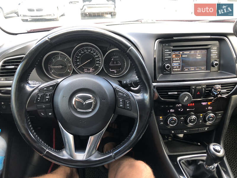 Универсал Mazda 6 2013 в Киеве