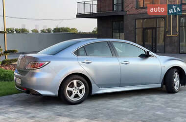 Седан Mazda 6 2010 в 