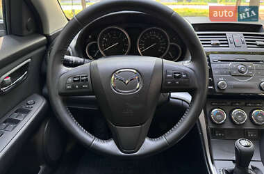 Седан Mazda 6 2010 в 