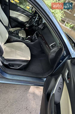Седан Mazda 6 2013 в 