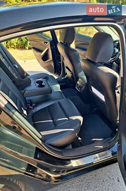 Седан Mazda 6 2013 в 