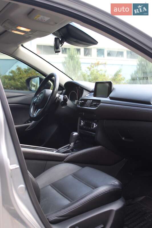 Седан Mazda 6 2015 в Киеве