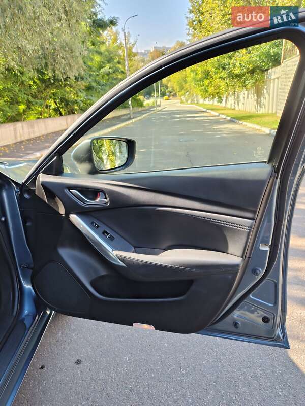 Седан Mazda 6 2017 в Киеве