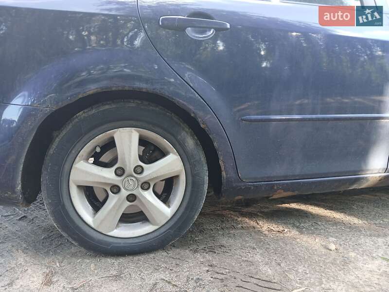 Седан Mazda 6 2002 в Львове