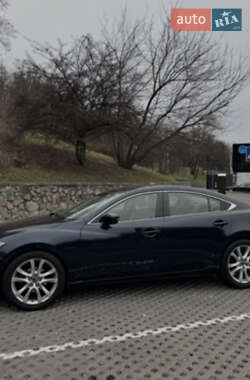 Седан Mazda 6 2015 в 