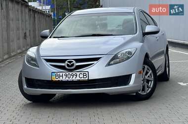 Седан Mazda 6 2011 в 